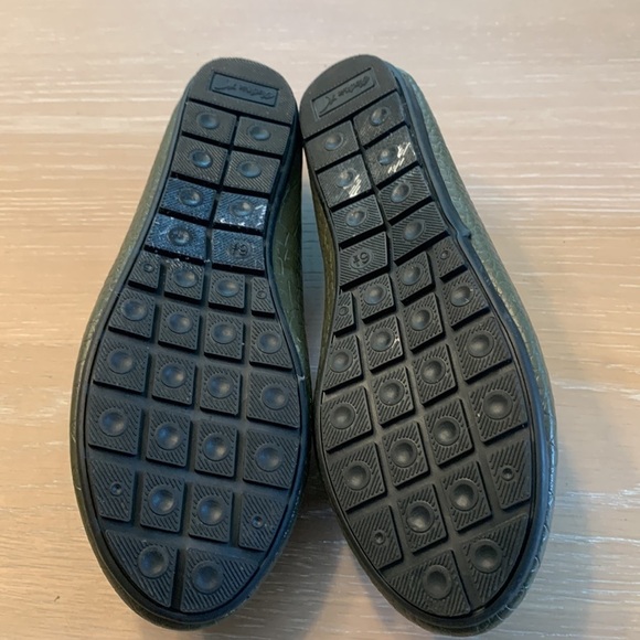 Victoria K rubber sole flats / loafers Size 6.5 NWOB light & comfy shoes - Picture 7 of 9